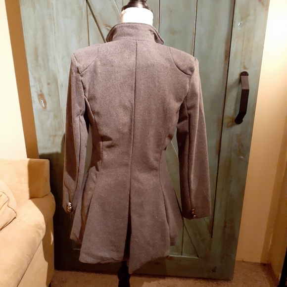 Gray Jacket - Picture 2 of 3